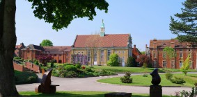 Bishop's Stortford College (8-17 a.)